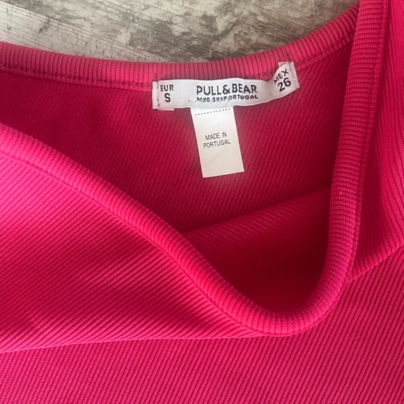 Elegant Pink One-Shoulder Dress - Picture 2 of 4